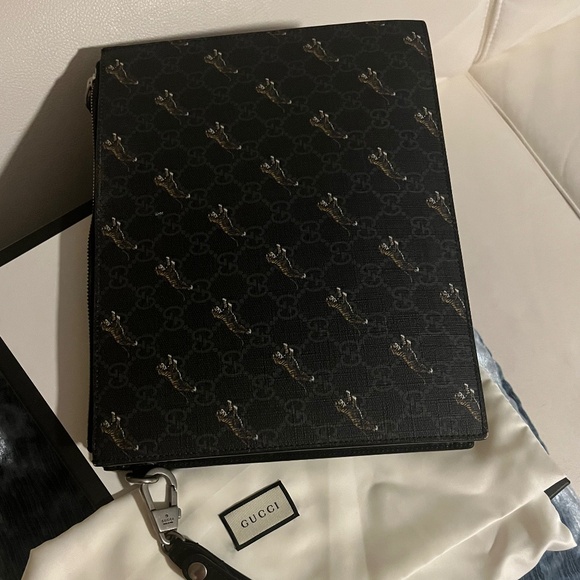 Gucci clutch - Picture 1 of 1